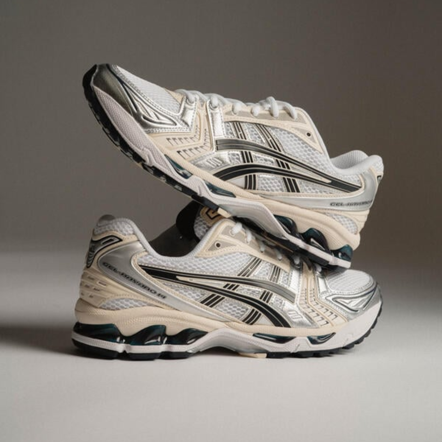 Asics Kayano 14
