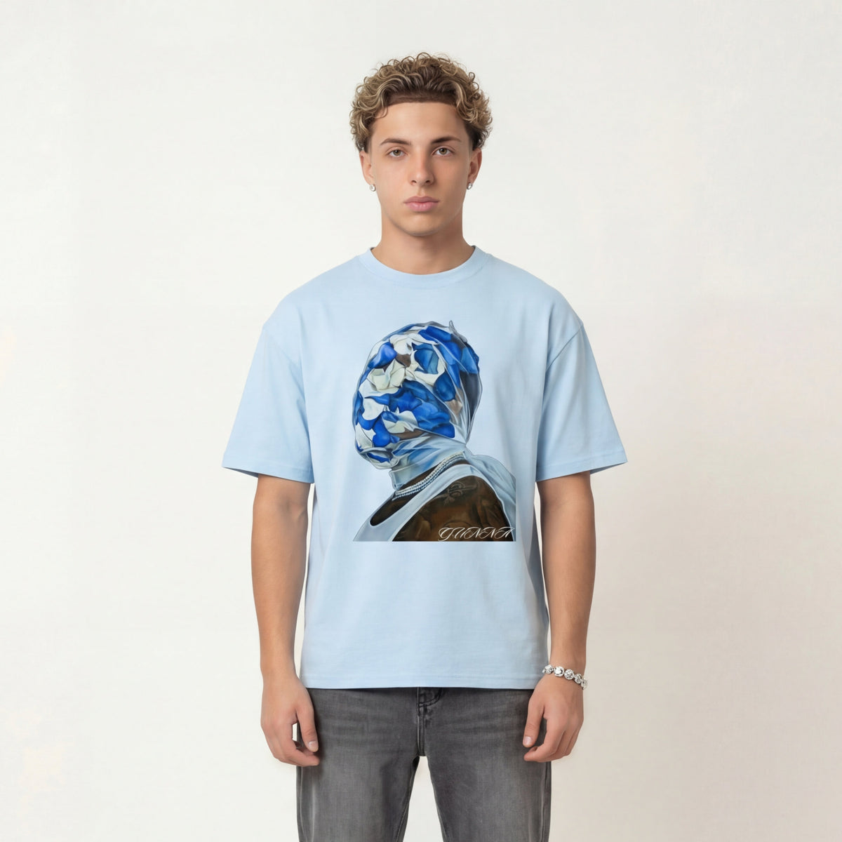 Wunna – T-shirt by Laceup Fashion