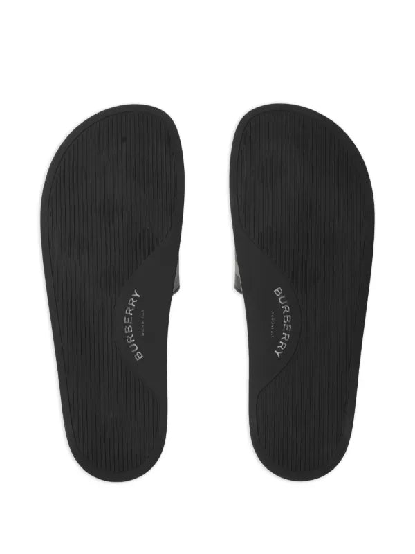 Burberry Slippers – Style 03 – productfoto 5