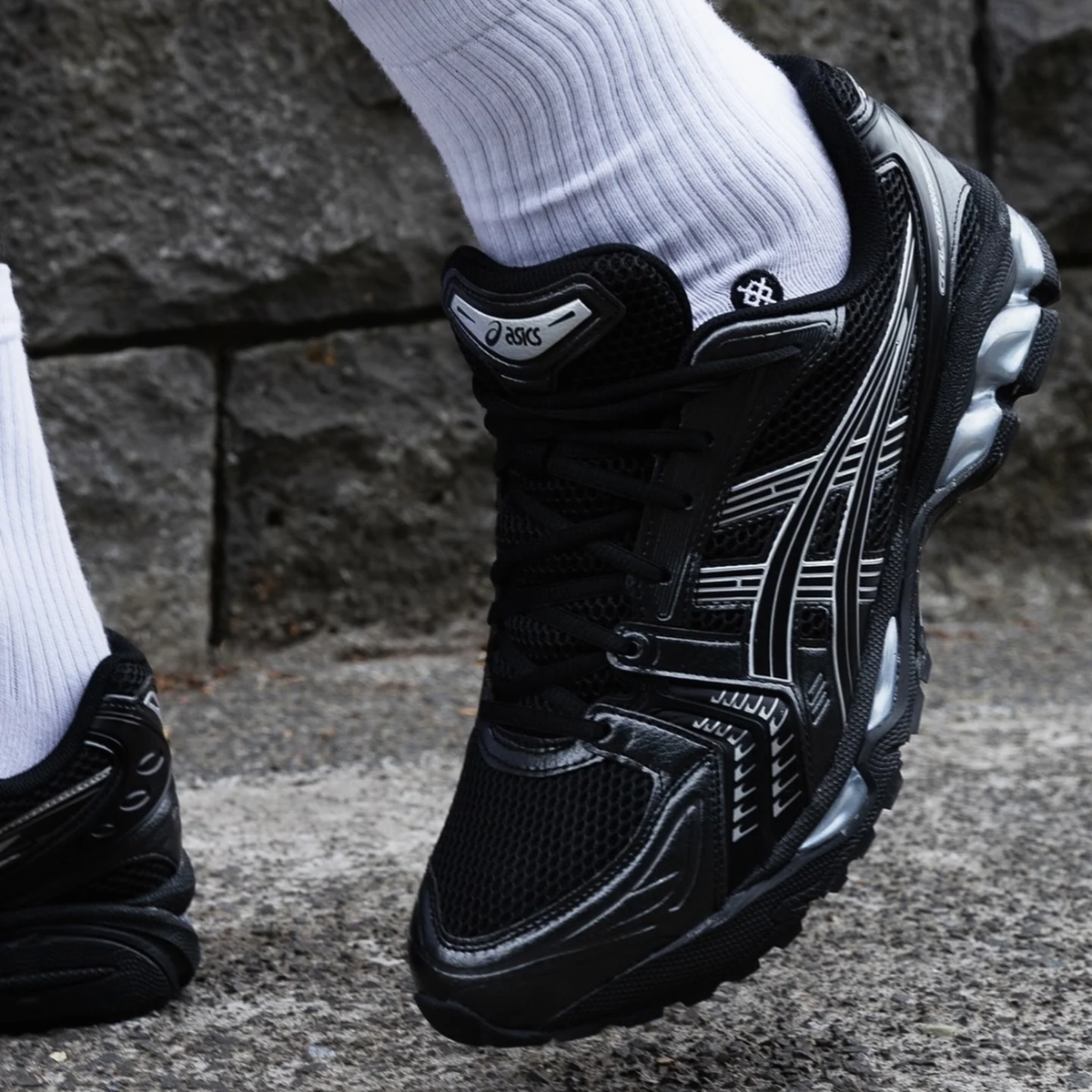 Asics Gel Kayano 14 Black Pure Silver - Zwart – productfoto 2