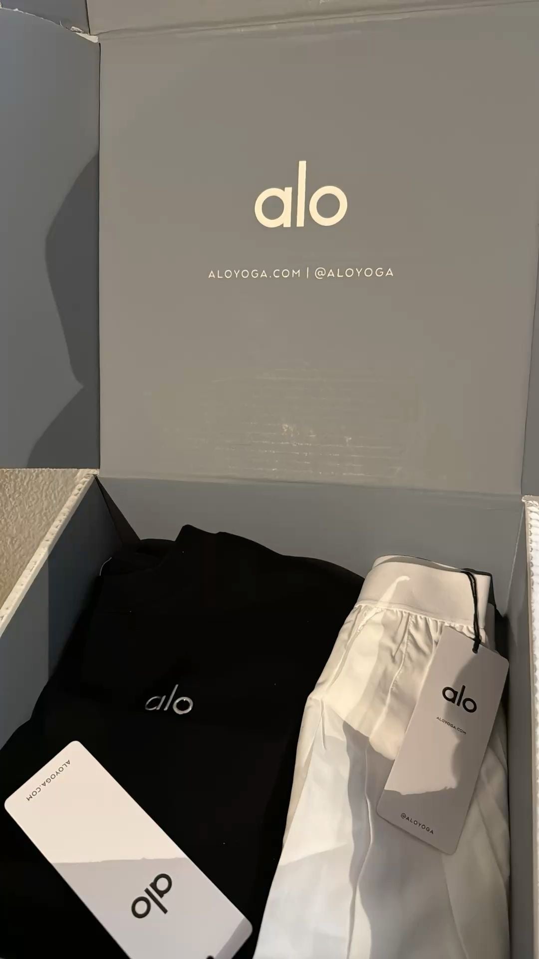 ALO SPORTSWEAR