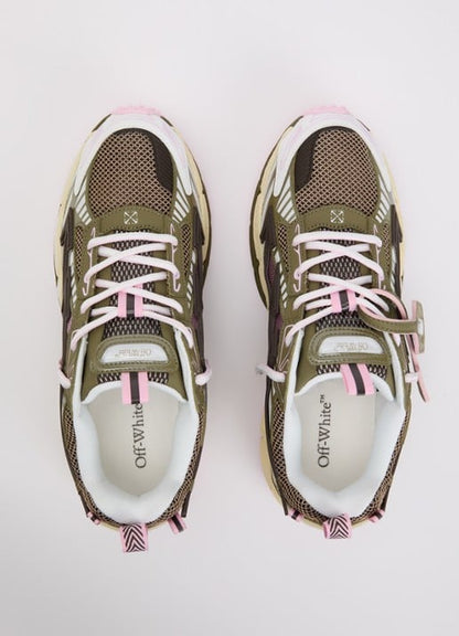 Off White Be Right Back