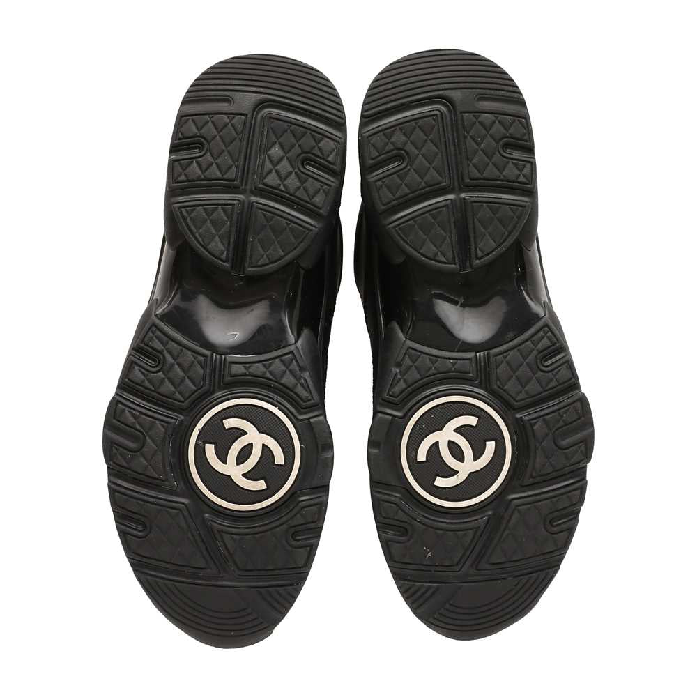 Chanel Runners