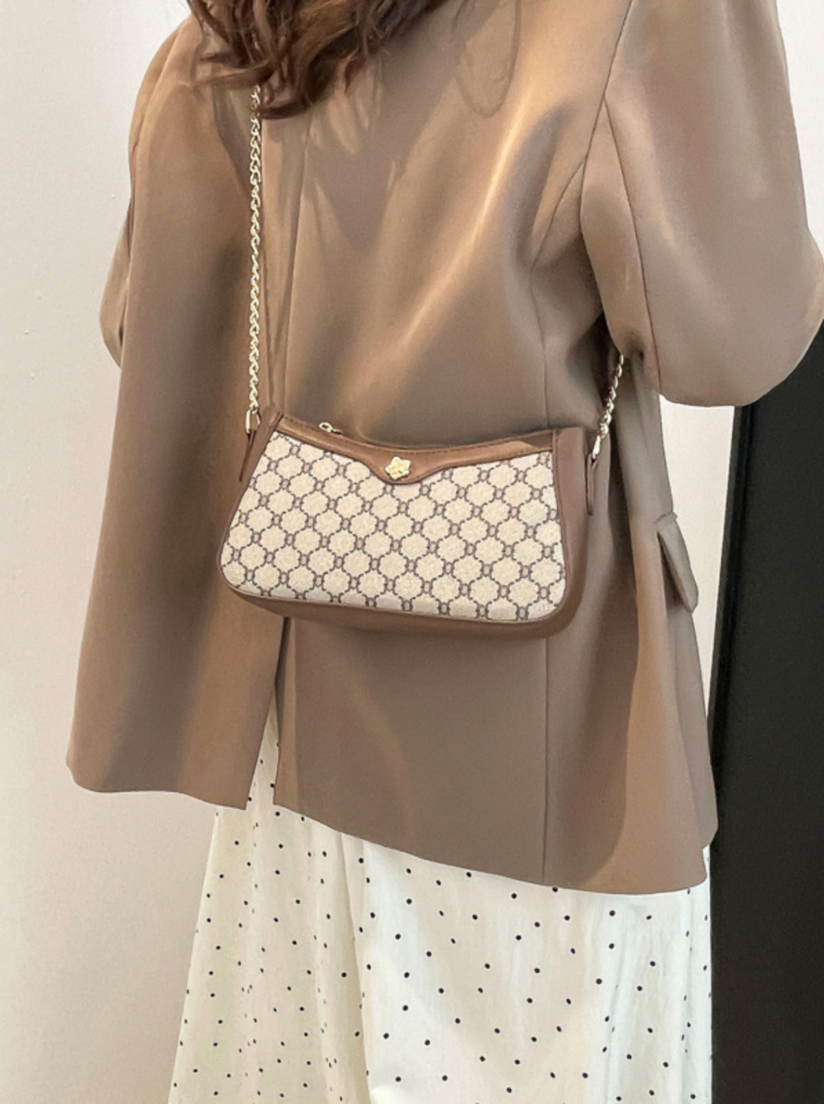 Chain Shoulder Bag