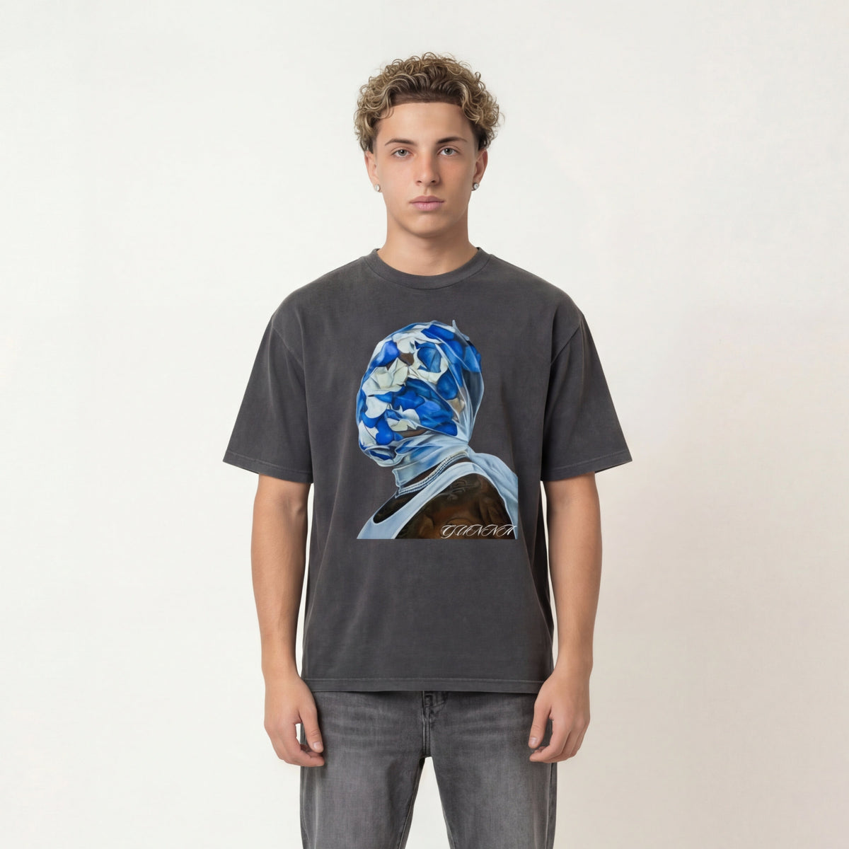 Wunna – T-shirt by Laceup Fashion