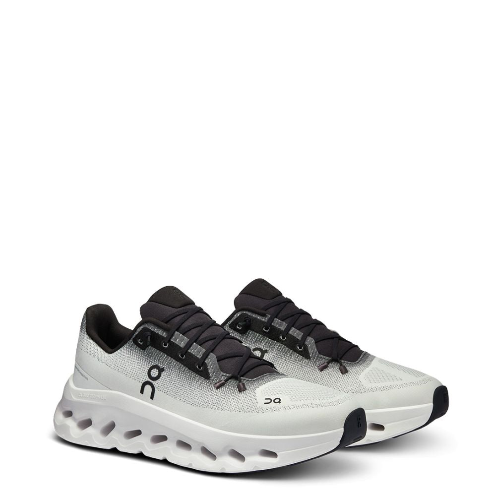 On Cloud Shoes – productfoto 2