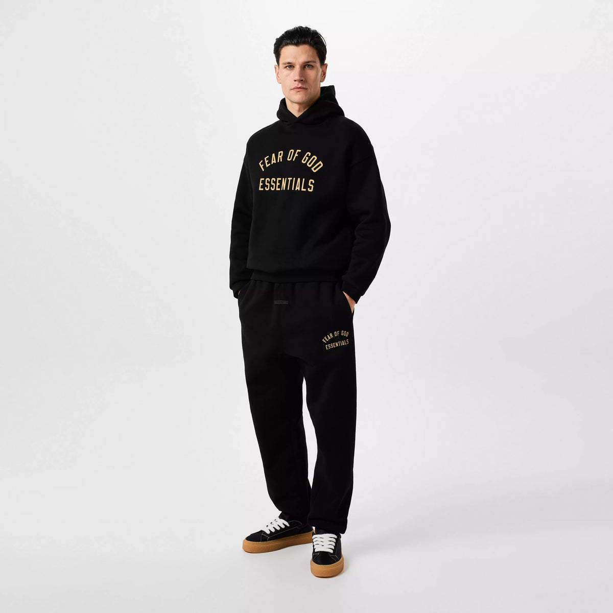 Fear of God Essentials Set – Hoodie & Jogger | Winter Tracksuit – productfoto 4