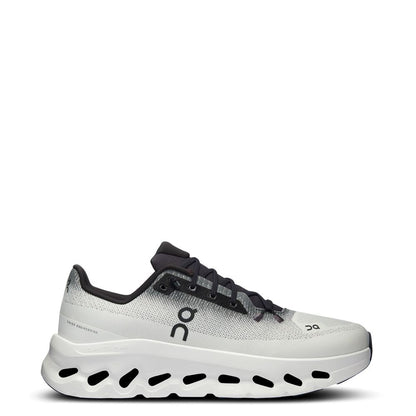 On Cloud Shoes – productfoto 1