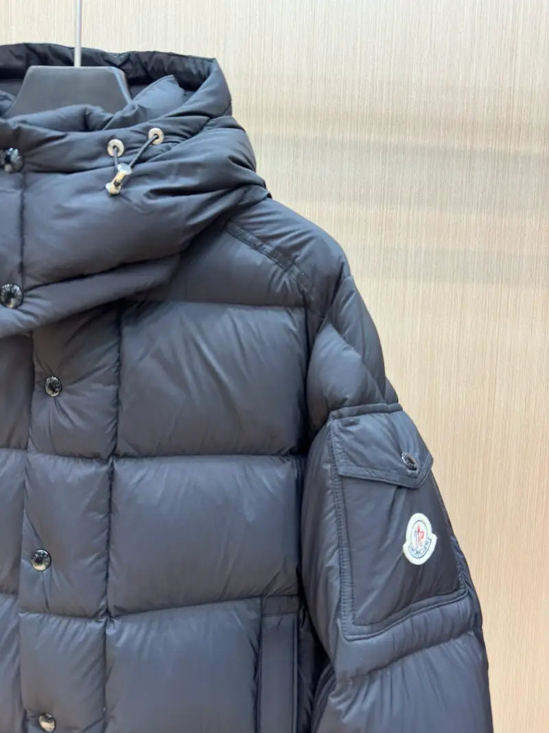 Moncler Vezere Down Jacket Black – productfoto 3