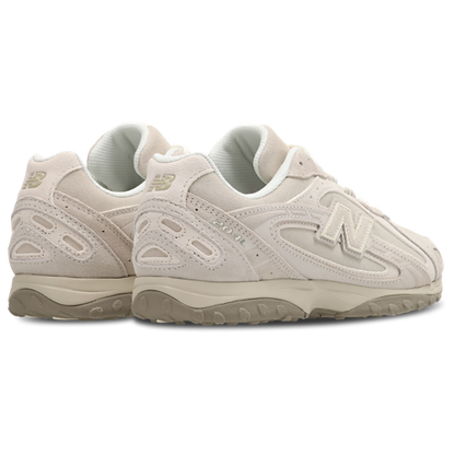 New Balance 204L