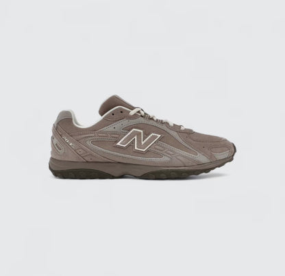 New Balance 204L Mushroom Arid Stone