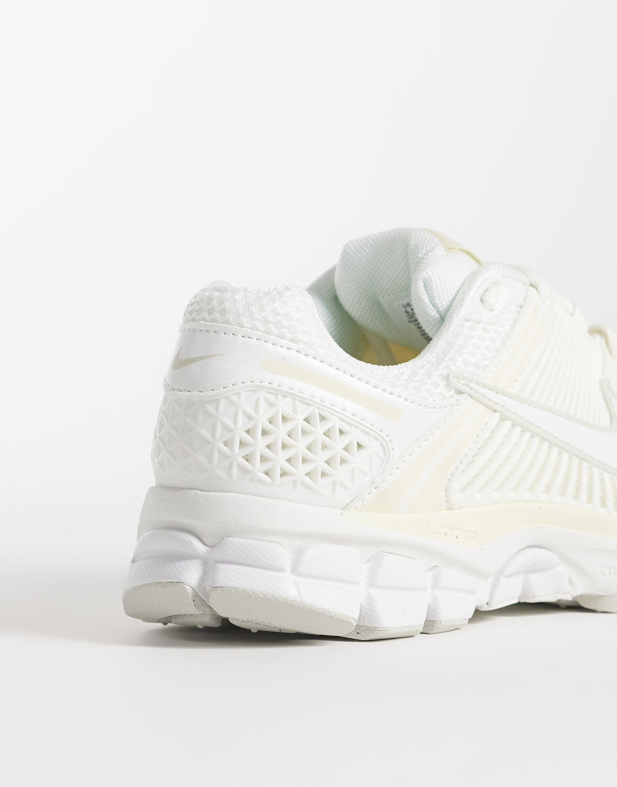 Nike Vomero 5