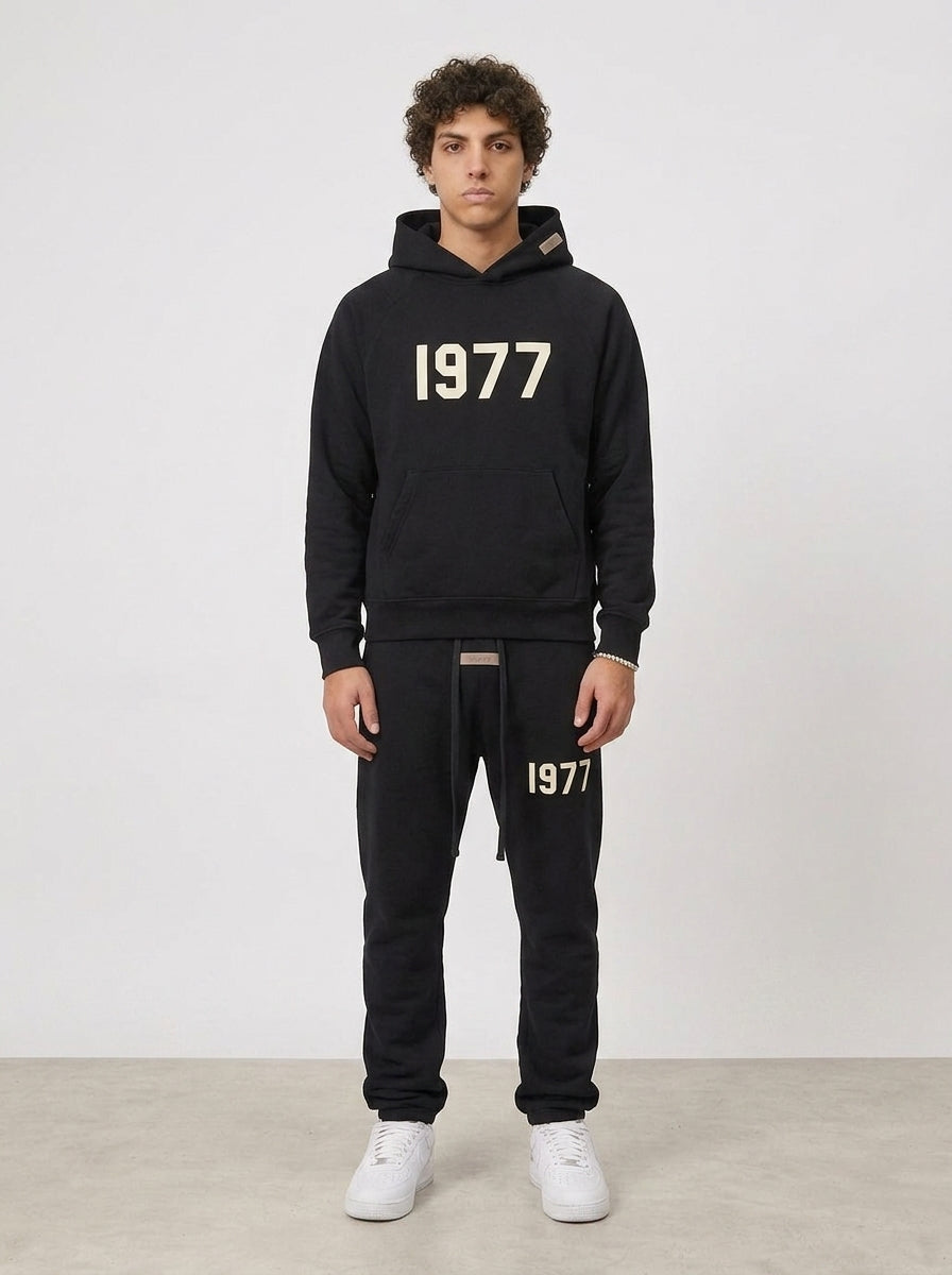 Essentials 1977 Trainingspak – productfoto 2
