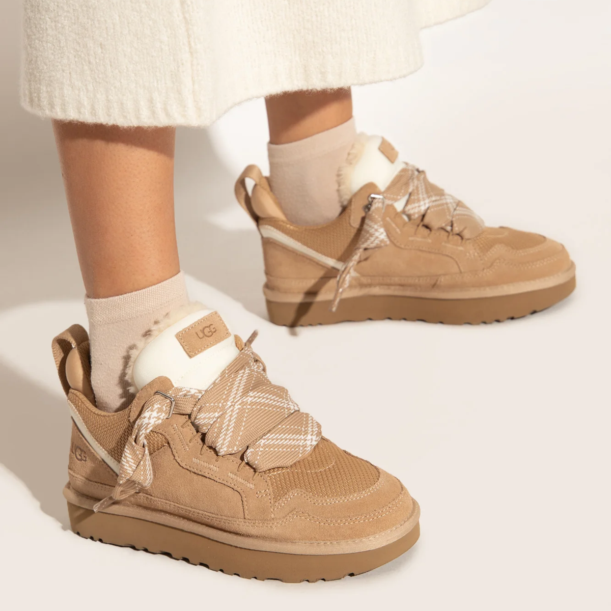 UGG Lowmel Sand - Lichtbeige – productfoto 2